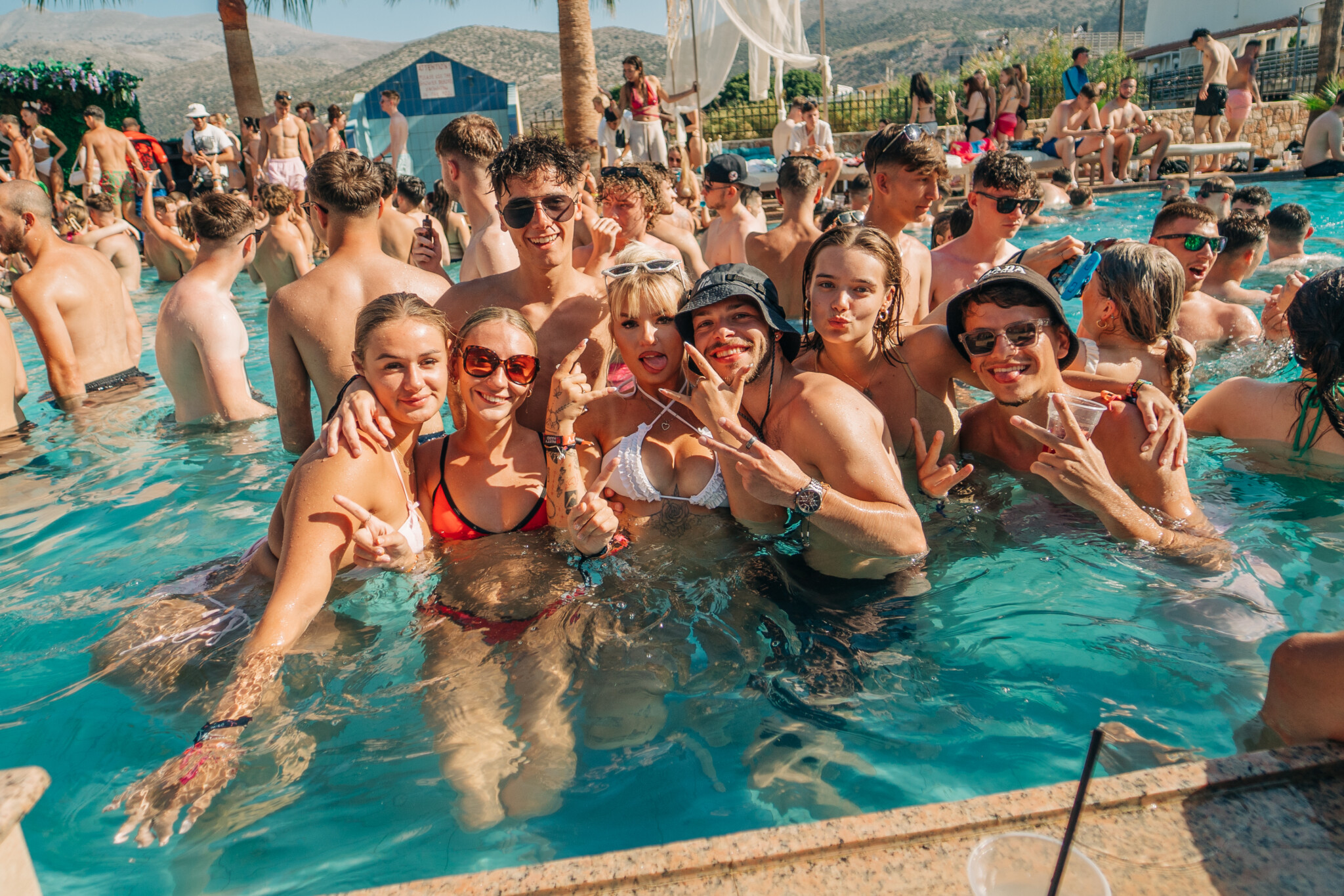 oasis pool party malia